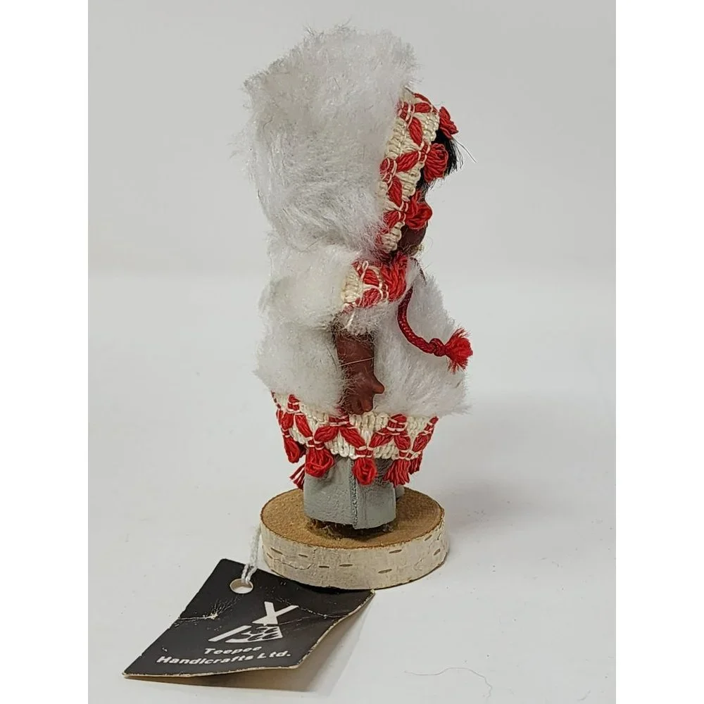 Vintage Teepee Handcrafts Limited Made In Canada Eskimo‎ Doll